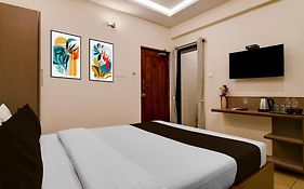 Townhouse The 36 Inn Madhuravada Bus Stop